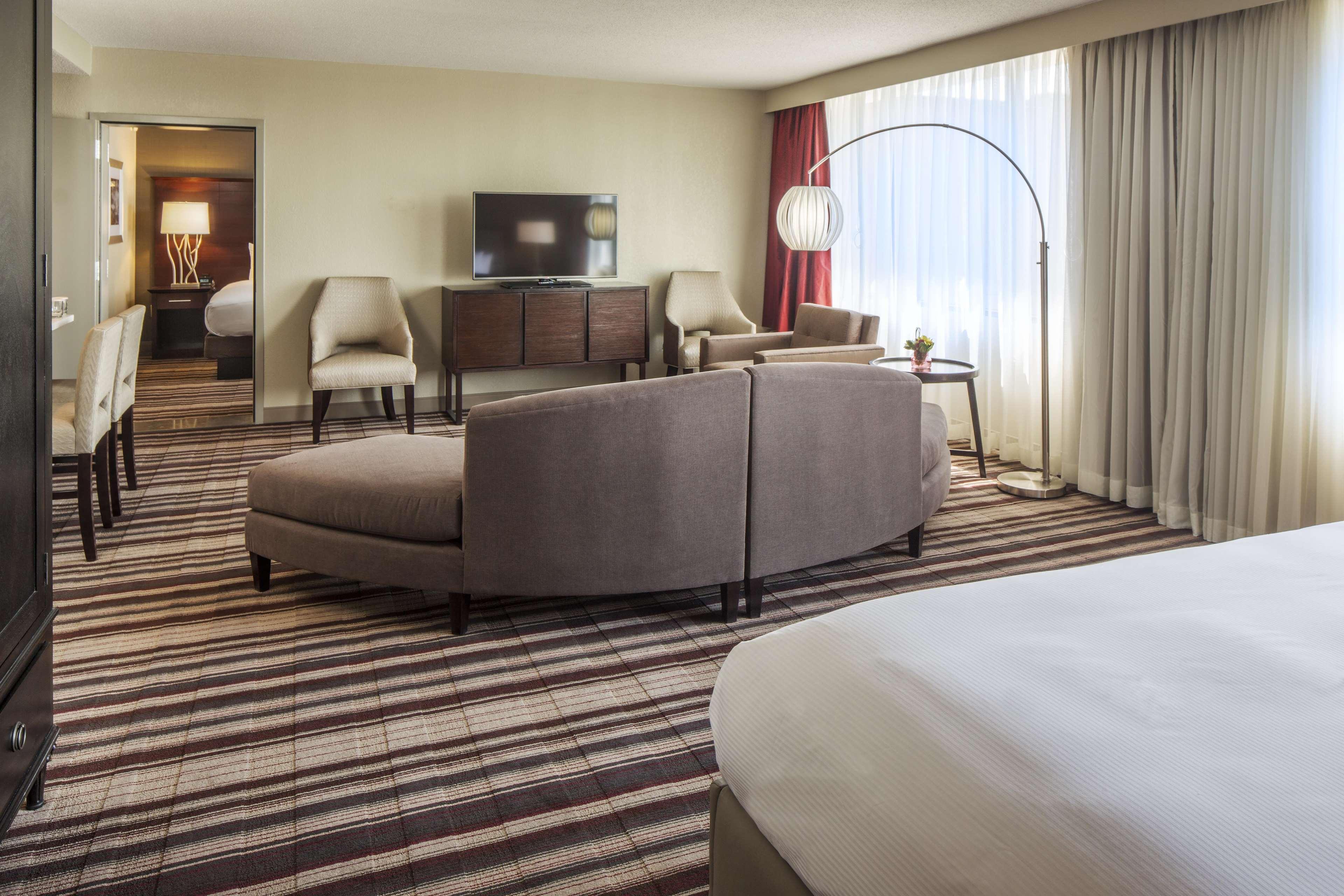 Doubletree By Hilton Hotel Largo Washington Dc Exterior photo