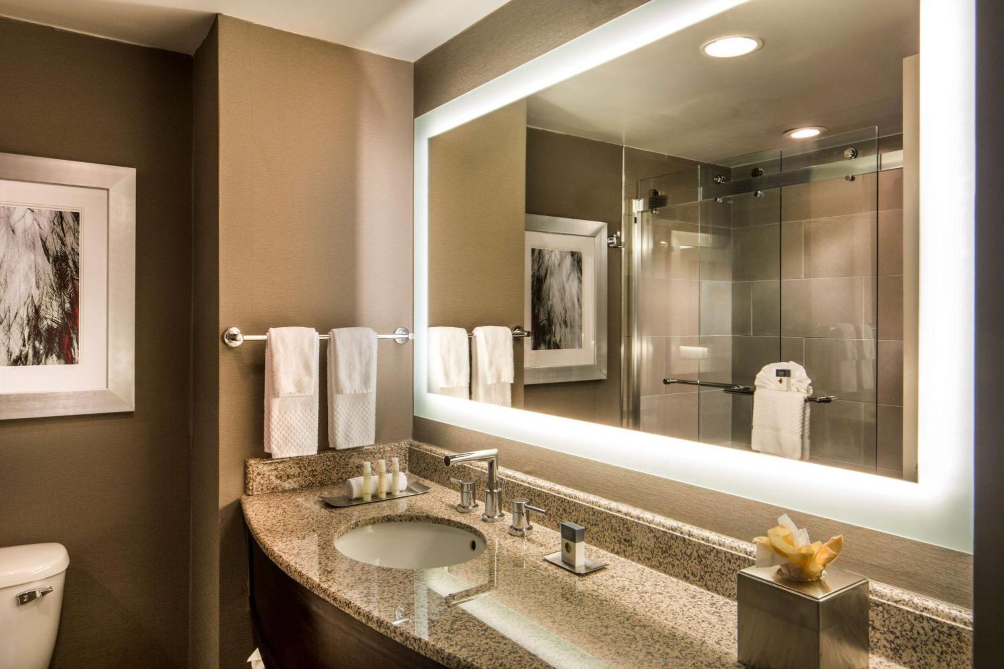 Doubletree By Hilton Hotel Largo Washington Dc Exterior photo